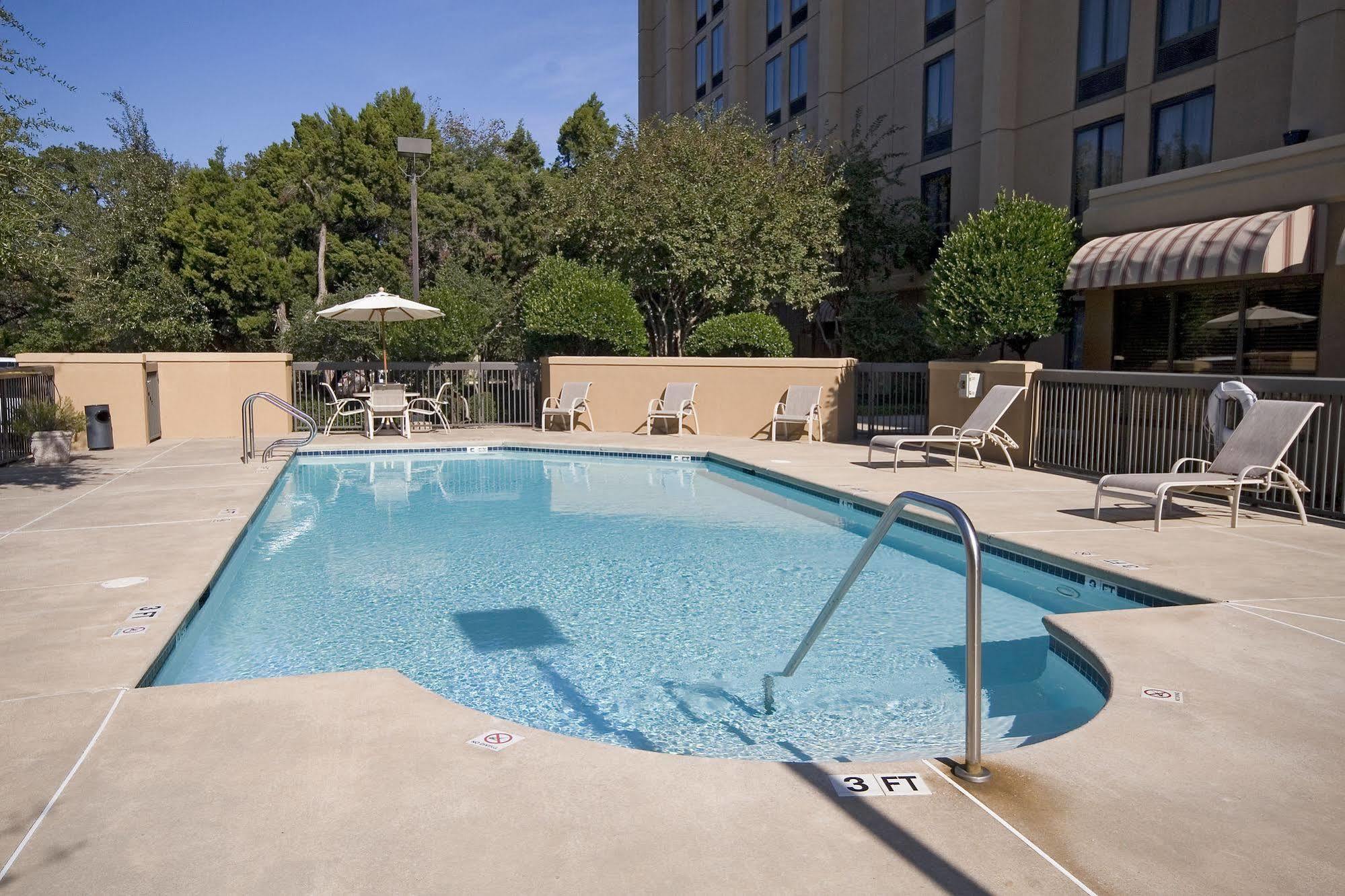 Hampton Inn Austin Nw Near The Domain Ngoại thất bức ảnh